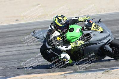 media/Dec-01-2025-Moto Forza (Mon) [[2daa91e15f]]/1-Advanced Group/Session 4 Turn 9/